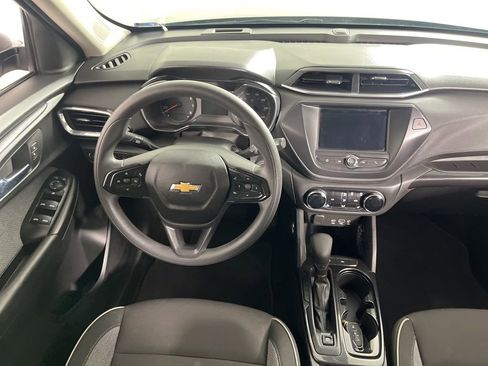 Used 2023 Chevrolet TrailBlazer LT image 5