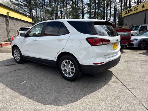 Used 2022 Chevrolet Equinox LS w/ LS Convenience Package FWD image 7