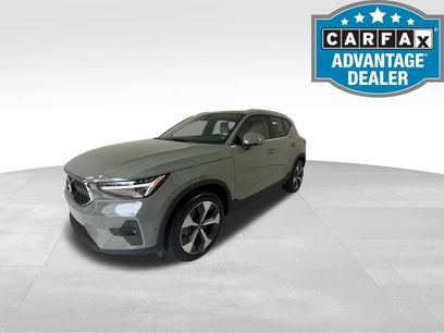 Used 2024 Volvo XC40 B5 Plus