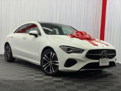 Used 2024 Mercedes-Benz CLA 250 4MATIC image 1
