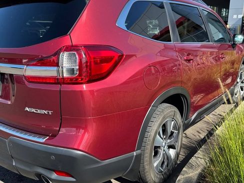 Used 2019 Subaru Ascent Premium w/ Popular Package #2 AWD/4WD image 4