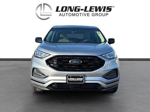 Used 2024 Ford Edge SE w/ Black Appearance Package image 11
