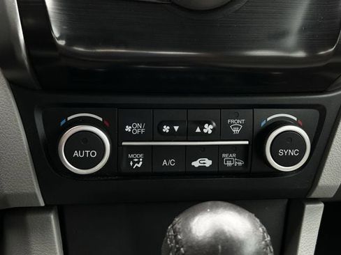 Used 2017 Acura ILX FWD image 21