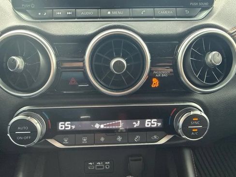 Used 2022 Nissan Sentra SR FWD image 14