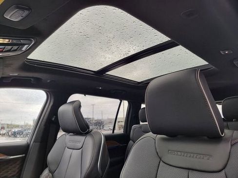New 2026 Jeep Grand Cherokee L Summit AWD/4WD image 4