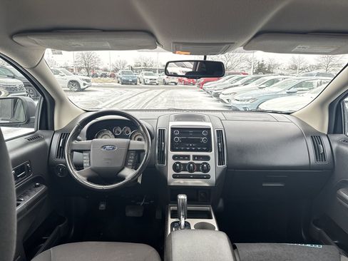Used 2010 Ford Edge SEL image 18