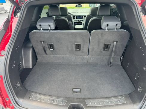 Used 2023 Buick Enclave Essence w/ Experience Buick Package AWD/4WD image 13