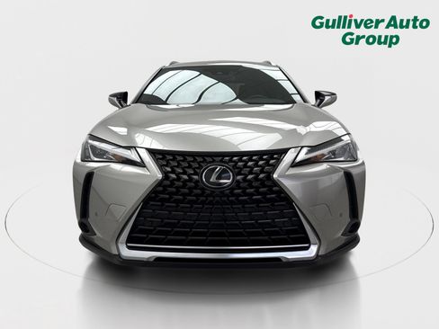 Used 2021 Lexus UX 200 w/ Accessory Package (Z2) FWD image 14