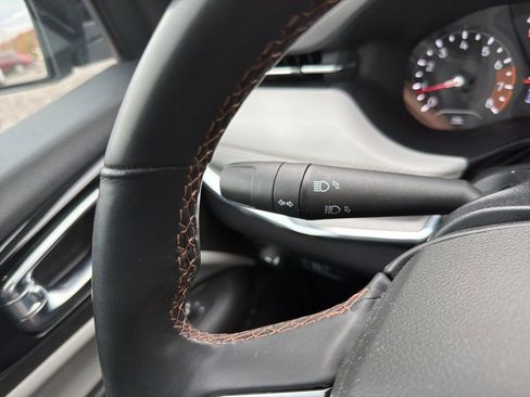 Certified 2022 Jeep Compass Limited image 9