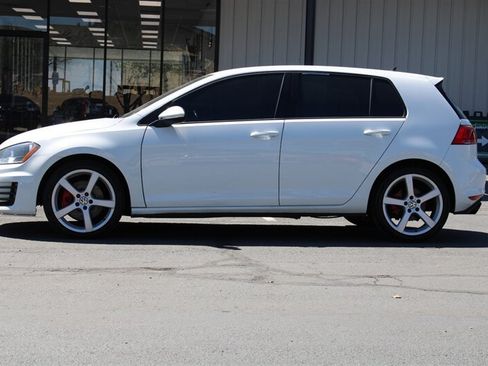 Used 2017 Volkswagen GTI S FWD image 11