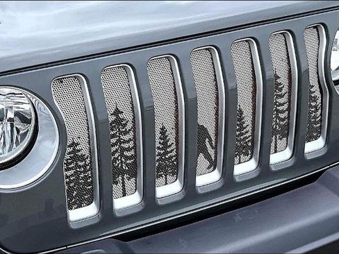 Used 2021 Jeep Gladiator Overland AWD/4WD image 28