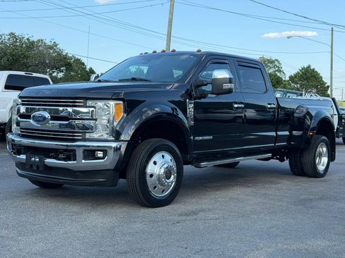 Used 2017 Ford F450 Lariat w/ Lariat Ultimate Package AWD/4WD image 6
