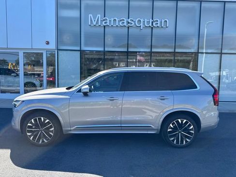 Certified 2025 Volvo XC90 B6 Plus AWD/4WD image 2