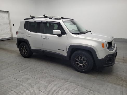 Used 2015 Jeep Renegade Latitude image 11