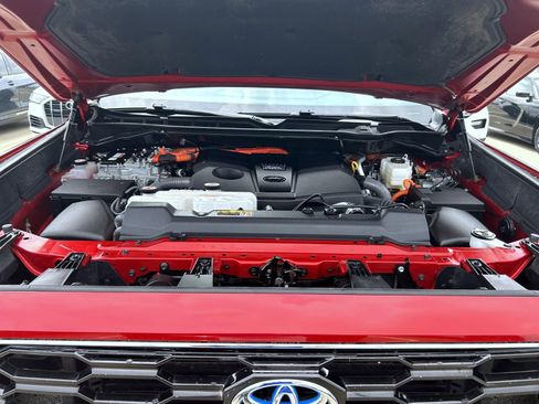 Used 2023 Toyota Sequoia Platinum image 27