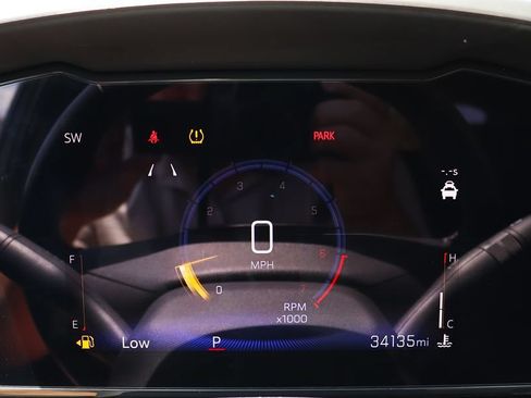 Used 2025 Chevrolet Trax ACTIV w/ Sunroof Package FWD image 42