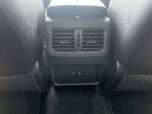 Certified 2023 Nissan Rogue SV w/ SV Premium Package image 17