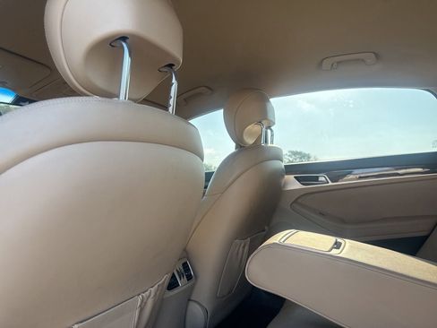 Used 2019 Genesis G80 3.8 RWD image 34