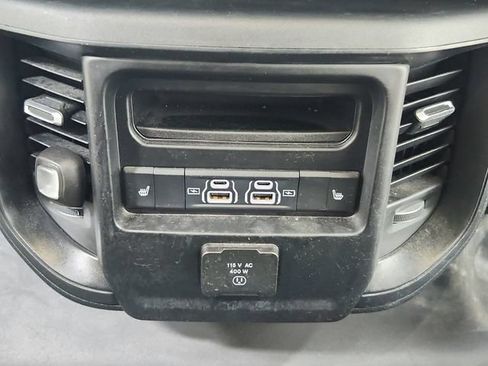 Used 2025 RAM 1500 Laramie AWD/4WD image 37