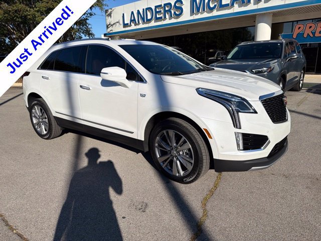 Used 2026 Cadillac XT5 Premium Luxury w/ LPO, Floor Liner Package FWD image 2