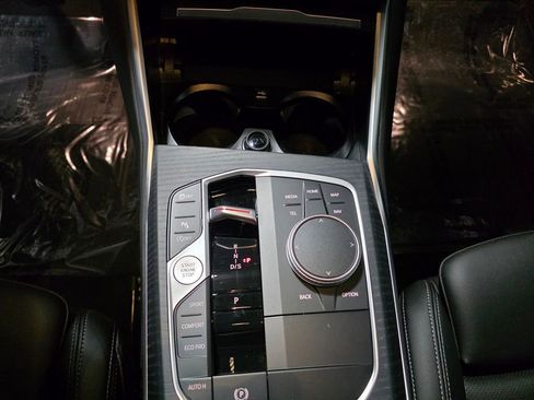 Used 2025 BMW 330i xDrive Sedan image 11