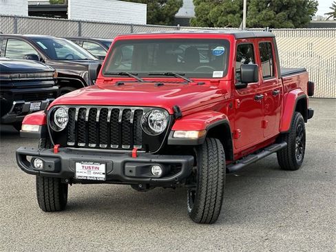 Used 2021 Jeep Gladiator Sport image 8