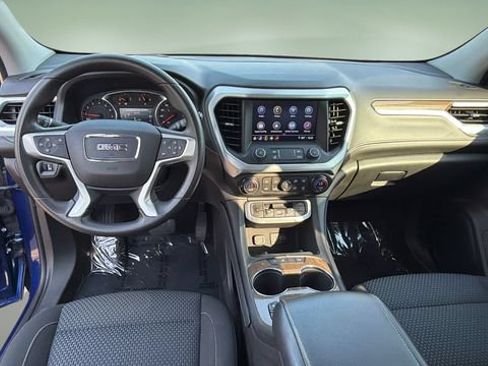 Used 2023 GMC Acadia SLE w/ Driver Convenience Package FWD image 16