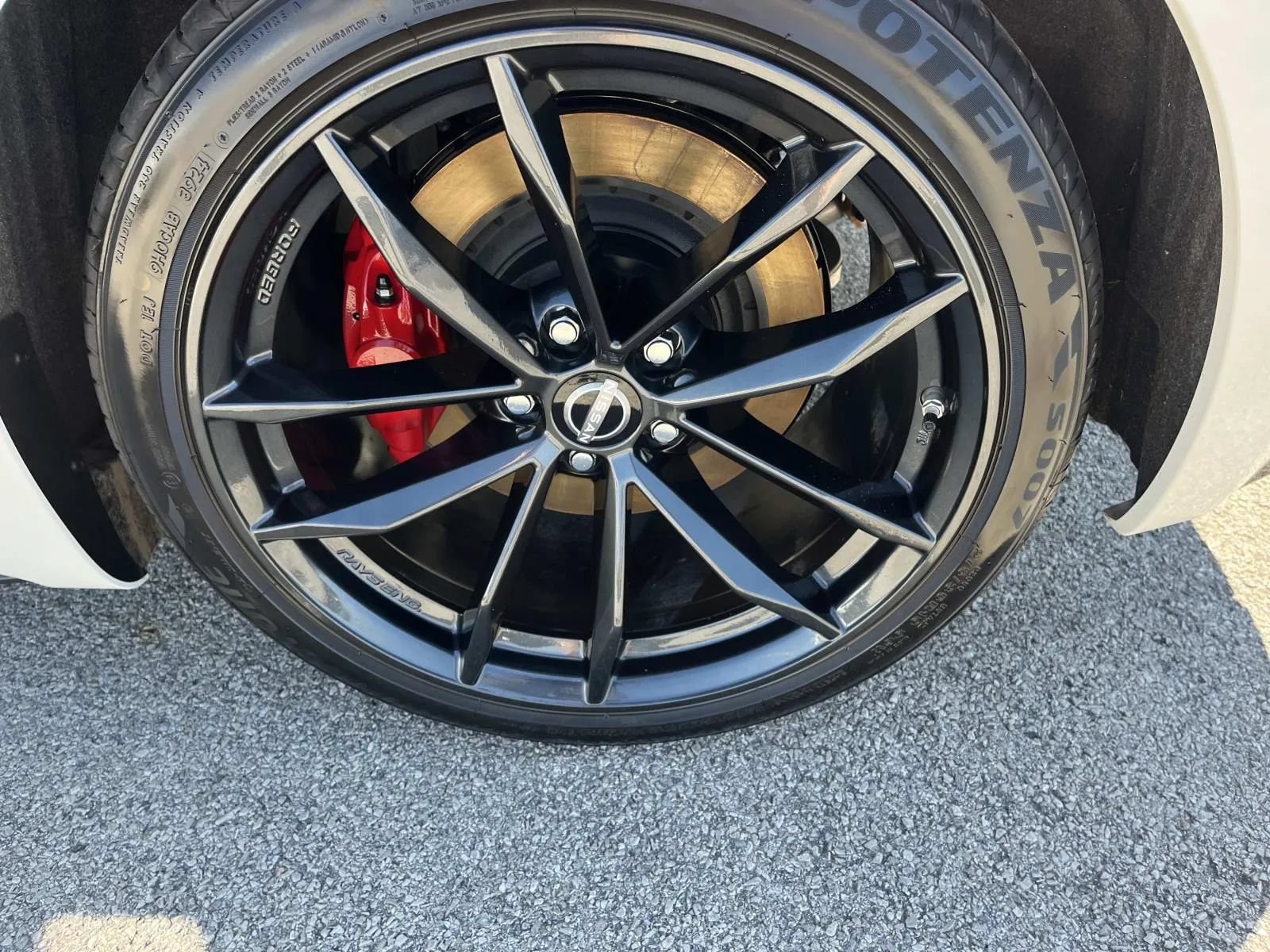 Used 2025 Nissan Z Performance w/ Floor Mat Package RWD image 11