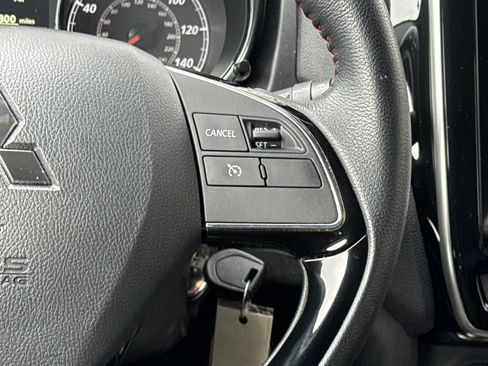 Used 2024 Mitsubishi Outlander Sport LE image 23