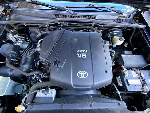 Used 2013 Toyota Tacoma 4x4 Double Cab w/ SR5 Pkg image 30