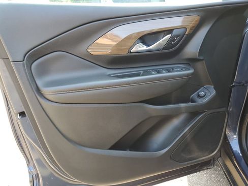 Used 2019 GMC Terrain SLE w/ Driver Convenience Package AWD/4WD image 12
