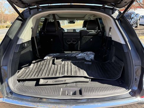 Used 2023 Acura MDX SH-AWD w/ Technology Package image 8