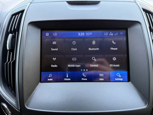 Used 2020 Ford Edge SE FWD image 37