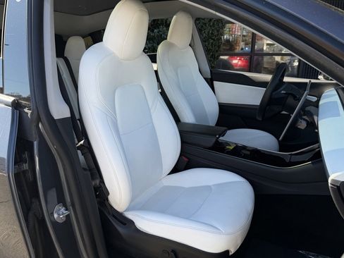 Used 2020 Tesla Model Y Performance image 33