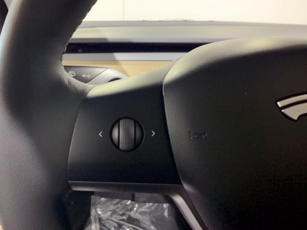 Used 2023 Tesla Model 3 Long Range AWD/4WD image 18