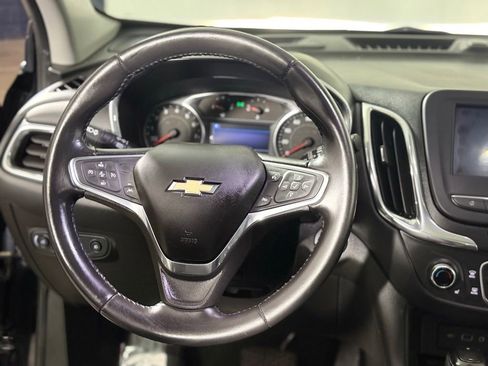 Used 2020 Chevrolet Equinox LT w/ Midnight Edition AWD/4WD image 11