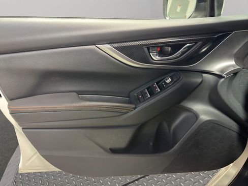 Used 2020 Subaru Crosstrek 2.0i Limited w/ Popular Package #3 image 14