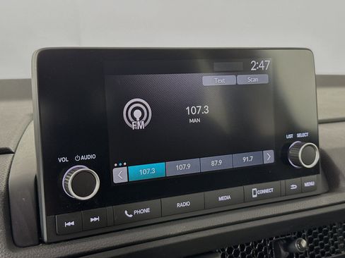 Used 2023 Honda CR-V EX image 16