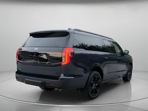 New 2027 Ford Expedition Max Platinum RWD image 30