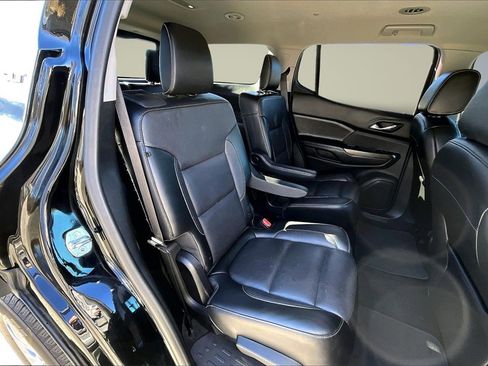 Used 2019 GMC Acadia SLT image 24