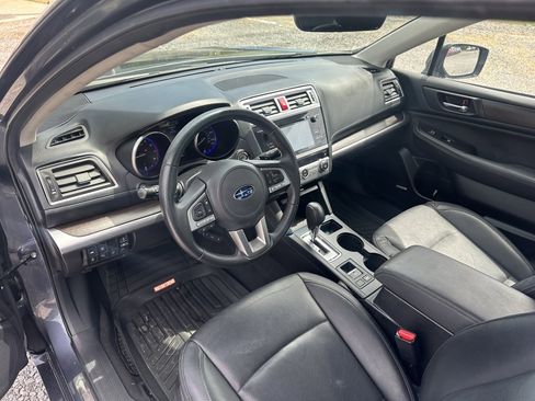 Used 2017 Subaru Legacy 2.5i Limited AWD/4WD image 9
