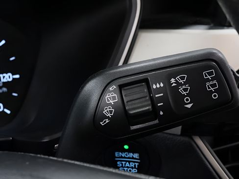 Used 2022 Ford Escape SE FWD image 17