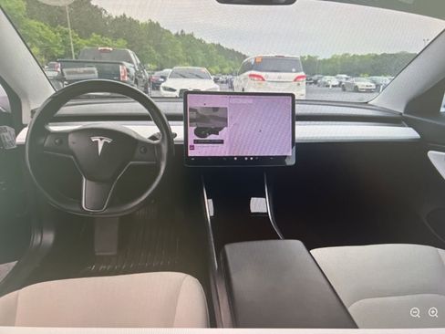 Used 2018 Tesla Model 3 Long Range AWD/4WD image 17
