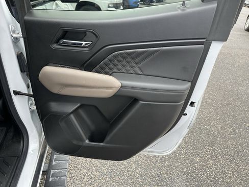 Used 2023 GMC Canyon Denali image 20