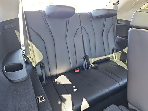 Used 2026 Acura MDX FWD w/ Technology Package image 12