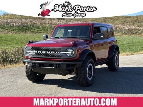 New 2025 Ford Bronco Badlands image 1