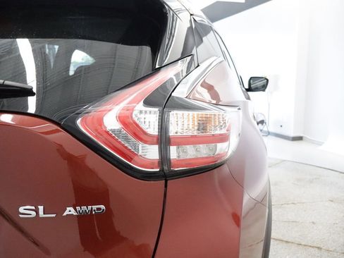 Used 2018 Nissan Murano SL AWD/4WD image 18