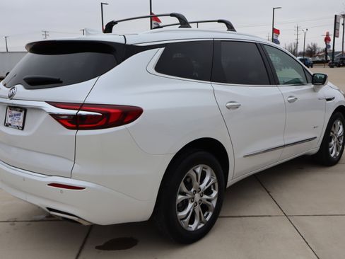 Used 2021 Buick Enclave Avenir image 5