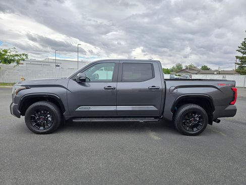 Used 2025 Toyota Tundra Platinum AWD/4WD image 3