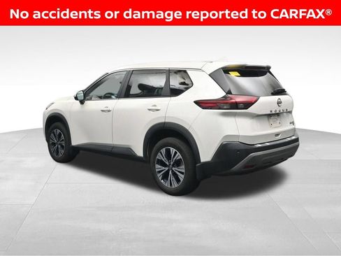 Used 2023 Nissan Rogue SV FWD image 3